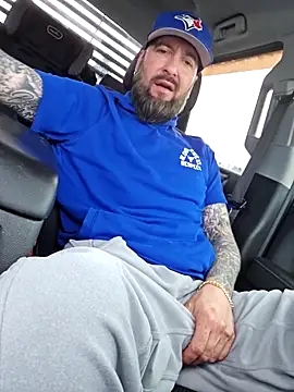 Beardedtattood: απευθείας συνομιλία ΧΧΧ