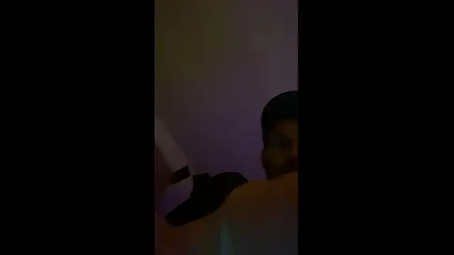 Guyst049 Adlı Modelin Canlı XXX Sohbeti