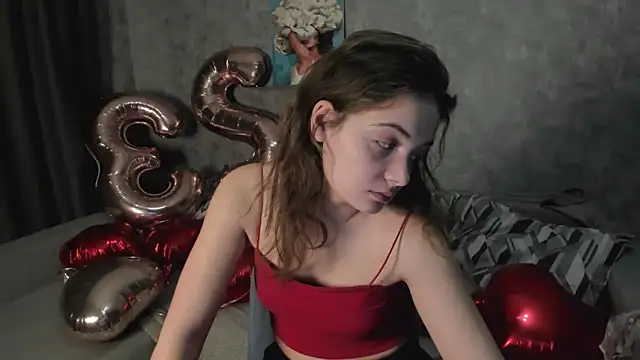 Онлайн чат XXX KristinaLoison