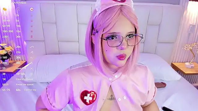 NanaOsakyのウェブカメラショー