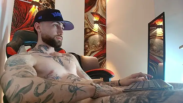 دردشة Luke_davis01 الجنسية المباشرة