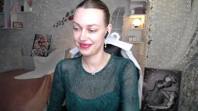 Онлайн чат XXX NickyAdamidi