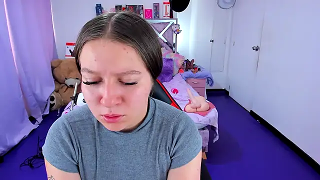 Chat XXX ao vivo de Luna_Analya