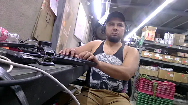 دردشة BustedCall الجنسية المباشرة