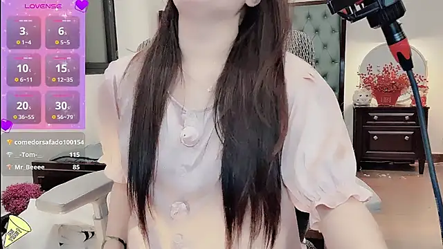 Caryln-Bun 라이브 XXX 채팅