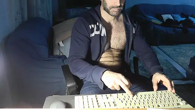 TebaldHot Chat XXX live