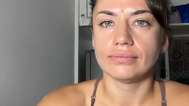 Roriann's Live XXX Chat