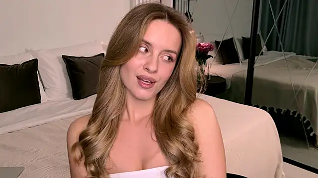 RozzitaBedberry Show Webcam