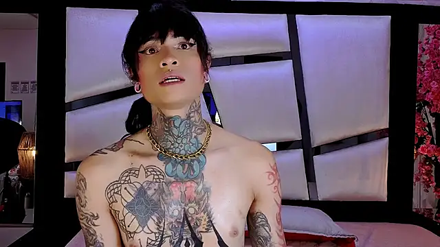 Misakiseis1 élő XXX-chatje