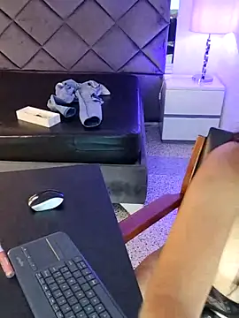 AlmaRios Live XXX Chat