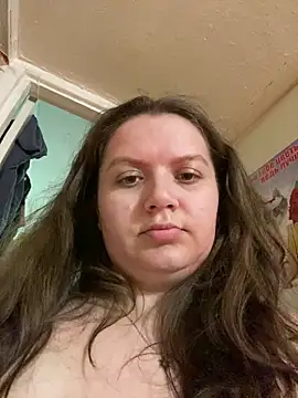 Show modela Nenssy555 na web-kameri