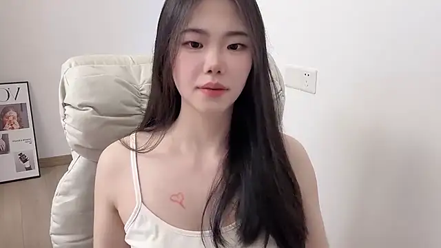 suki-1 在線直播表演