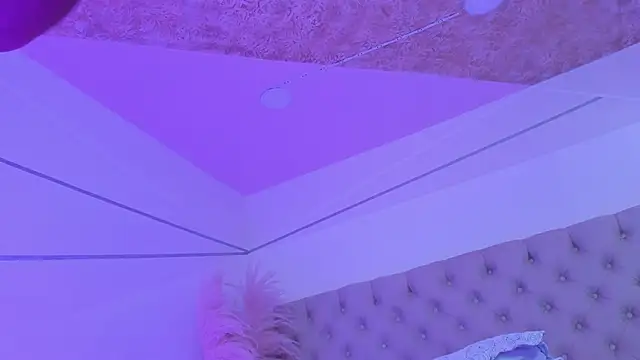 CarolineFyre 现场XXX聊天