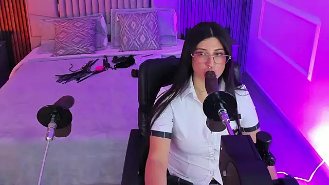 Chatroom XXX en direct de Gabrielakassi