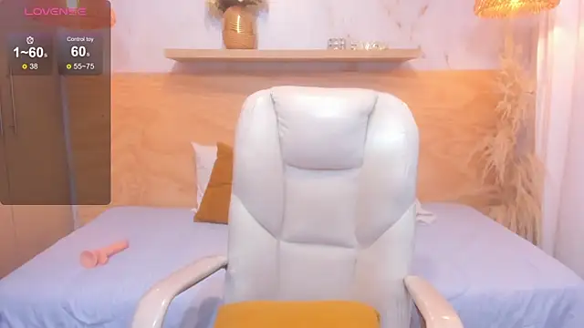 Lasira_Thill: онлайн-секс-чат