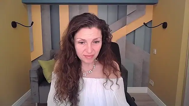 Chatroom XXX en direct de EllaLong