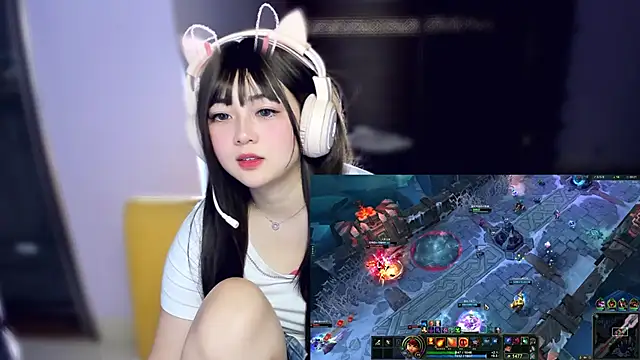 yuki3366 élő XXX-chatje