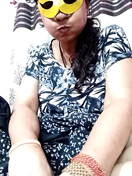 Gullapi's Webcam Show