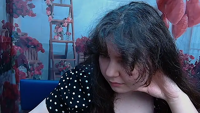 NeonilaLisova's Live XXX Chat