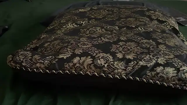 adelaide2026: διαδικτυακό σόου στην κάμερα