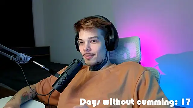 DENIS_HERE Live XXX Chat