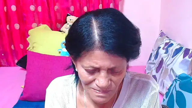 แชท XXX สดของ SLUTTYROXY