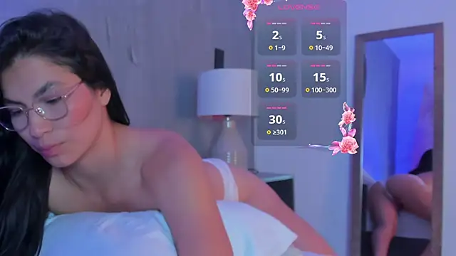 Онлайн чат XXX iraide_villan