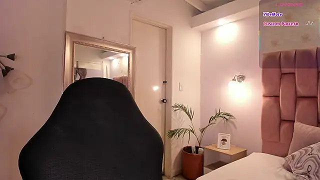 anabelle_clark Adlı Modelin Web Kamerası Şovu