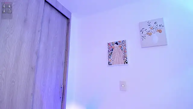 Skeeter_ss' Live XXX Chat