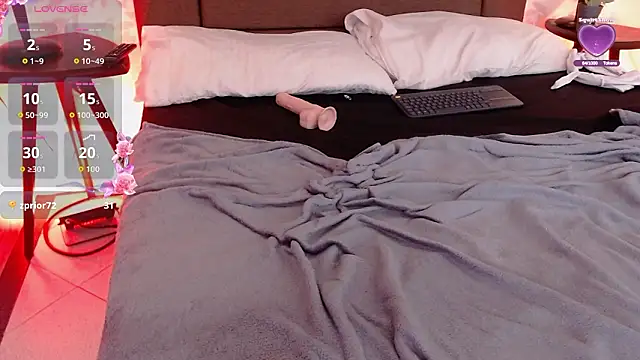 Chloe014_'s Live XXX Chat