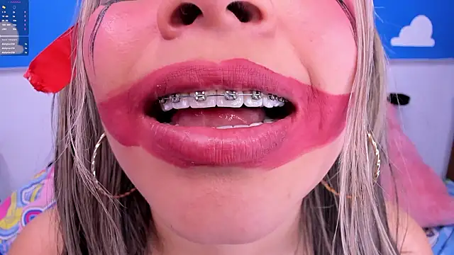 miss__evolet: онлайн-секс-чат