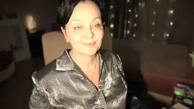 Онлайн чат XXX WitchBlueRose