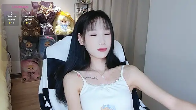 M-OTT_ live XXX chat