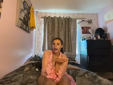 RavenNoirr: вебкам-шоу