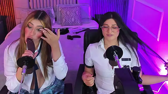 Gabrielakassi: απευθείας συνομιλία ΧΧΧ