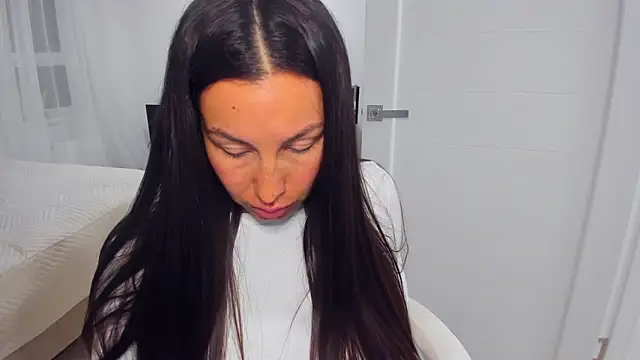 AvisFlowers Chat XXX live