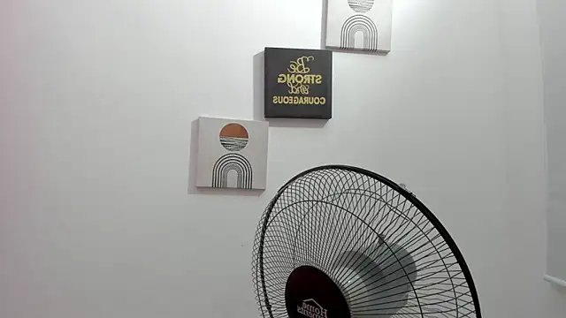 ariloe_quintero 现场XXX聊天