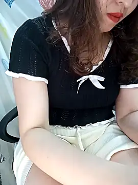 Ariana-Vy Show Webcam