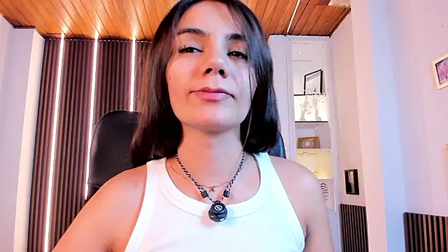 martina_mancini's Live XXX Chat