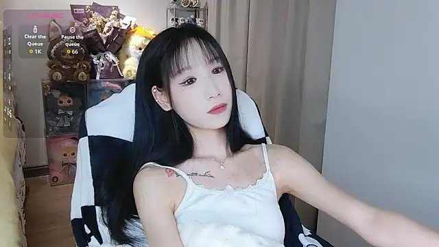 M-OTT_n Live XXX chat