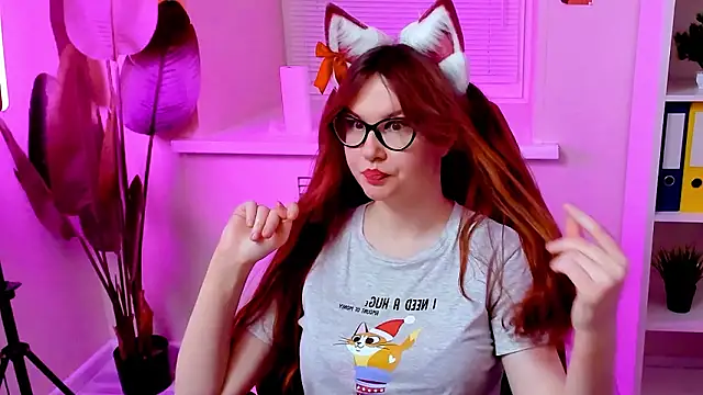 CarolGiggly Adlı Modelin Canlı XXX Sohbeti