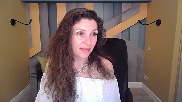 XXX chat uživo modela EllaLong