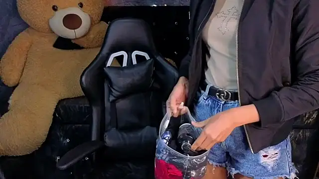 ammy_woold_b live XXX chat