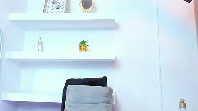 IsabellaMonet's Live XXX Chat