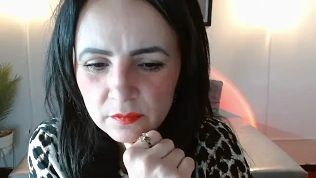 Czat XXX na żywo – Juliana__lx