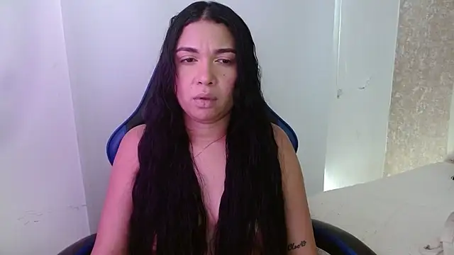 AliceSmity_ live XXX chat