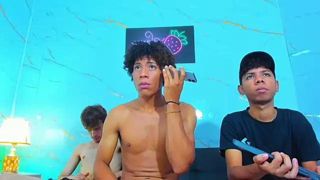 โชว์เว็บแคมของ Spicy_guys