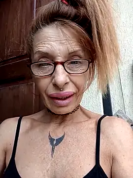 Chat +18 de FrozenWaffle ao vivo