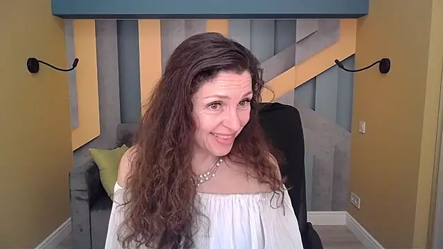 EllaLong live XXX chat