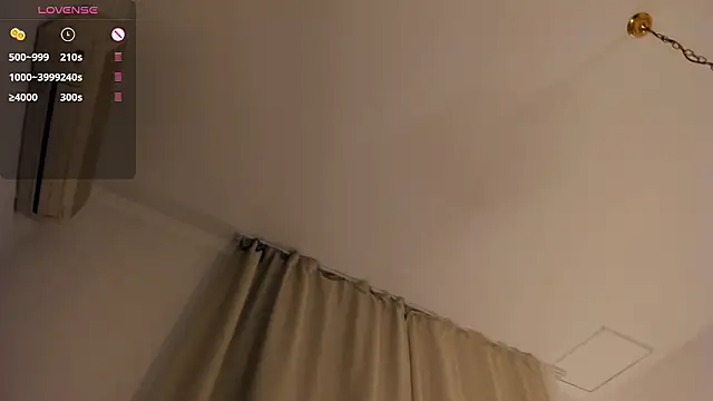 LaureMestler 라이브 XXX 채팅